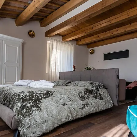 Casa Marleon 8&2, Emma Villas * Santarcangelo di Romagna